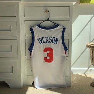 Men’s Small Allen Iverson 76ers Jersey